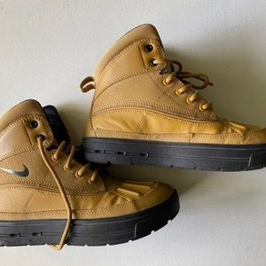 ACG Nike Kids Woodside 2 High Shoes